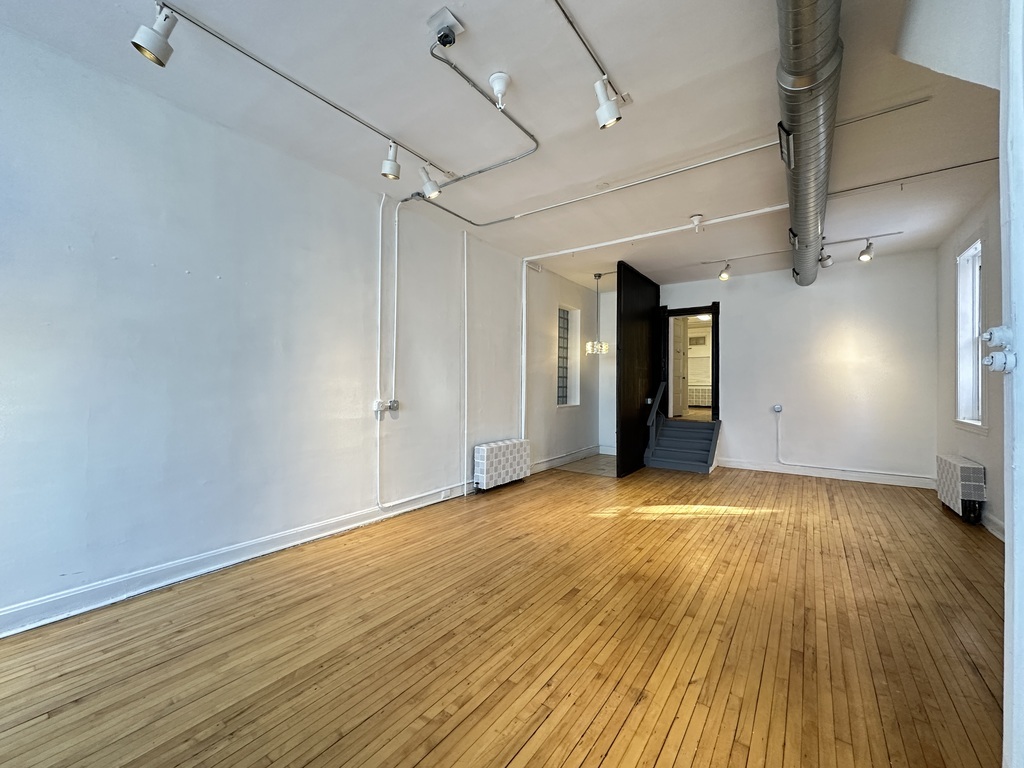 3422 N Lincoln Avenue Store Property Photo 14