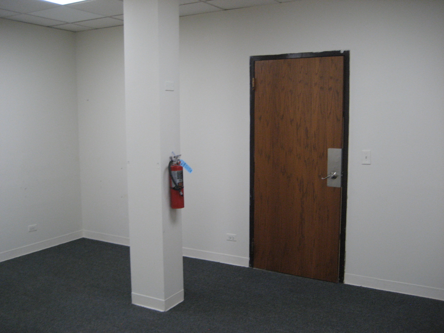 1040 S Milwaukee Avenue 120 Property Photo 18