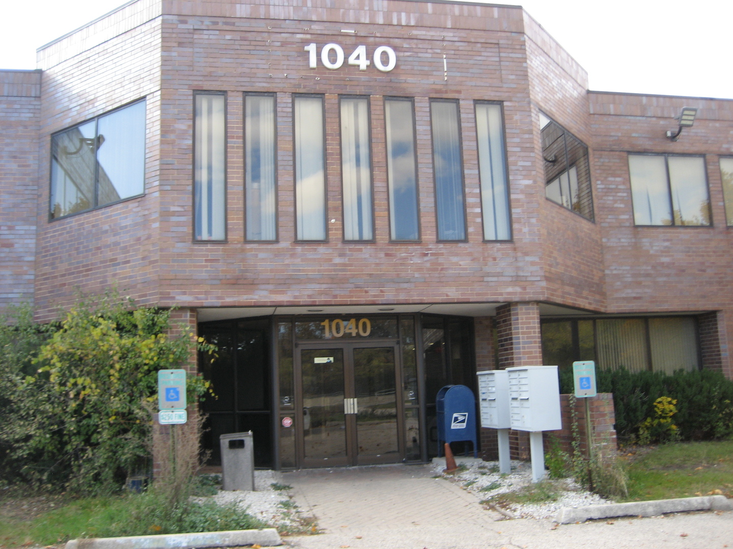1040 S Milwaukee Avenue 120 Property Photo 19