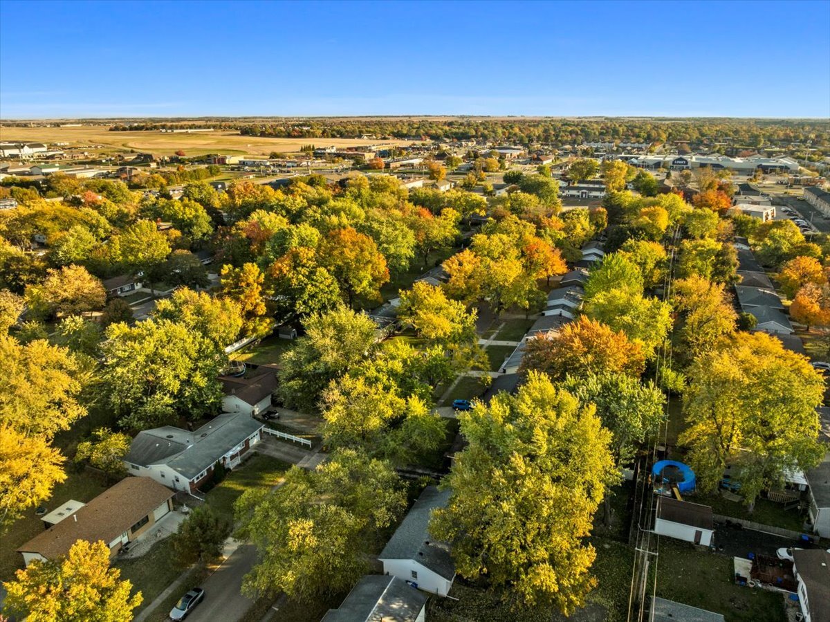 1224 Townley Drive Property Photo 3