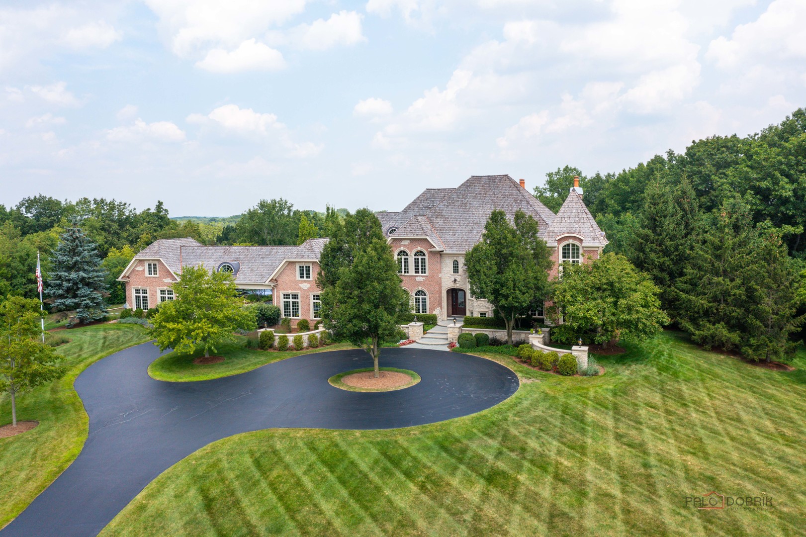 5 Jennifer Court Property Photo 1