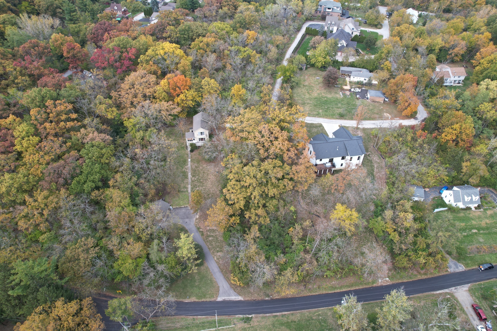 19w680 Dystrup Road Property Photo 2