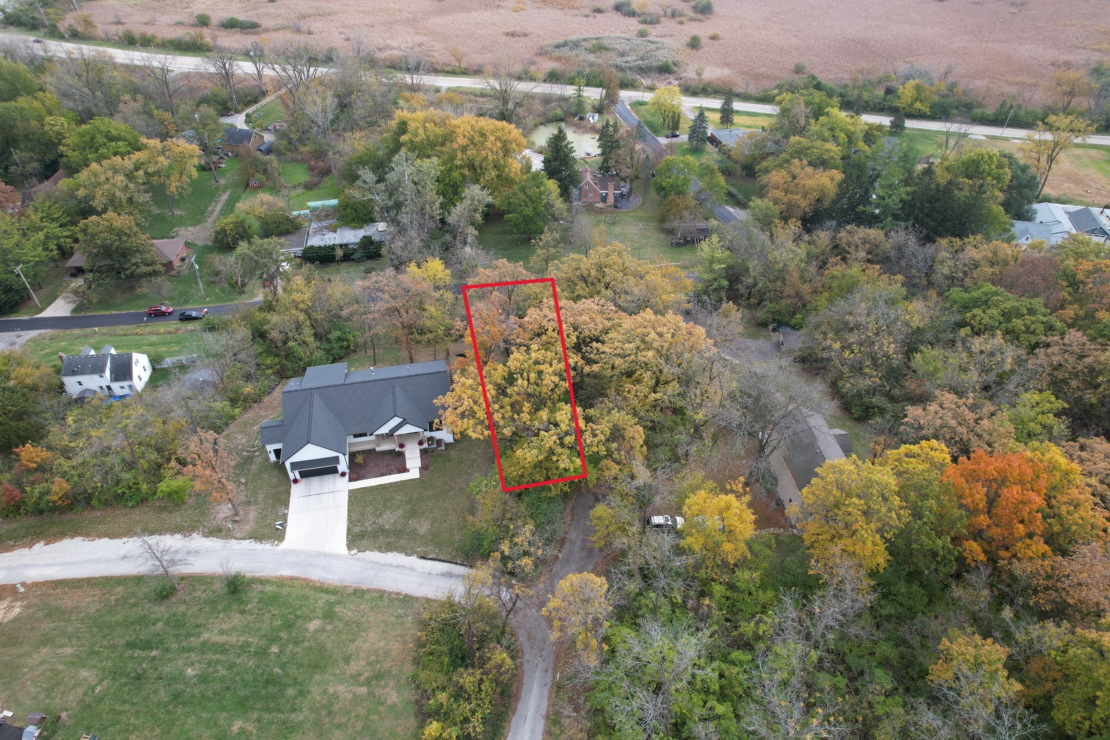 19w680 Dystrup Road Property Photo 3