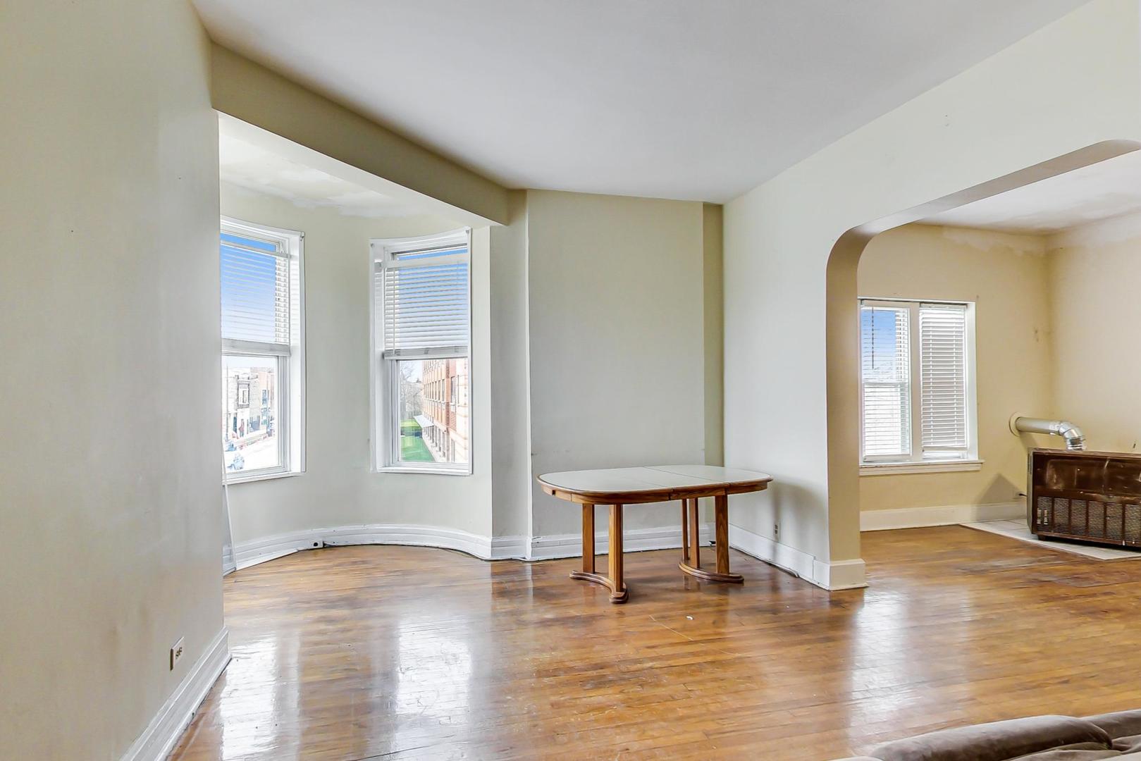 700 N Kedzie Avenue Property Photo 13