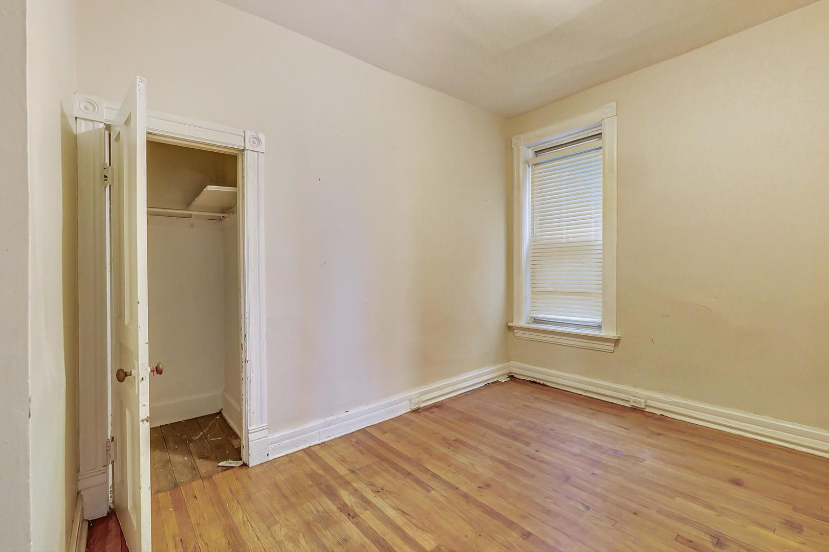 700 N Kedzie Avenue Property Photo 26