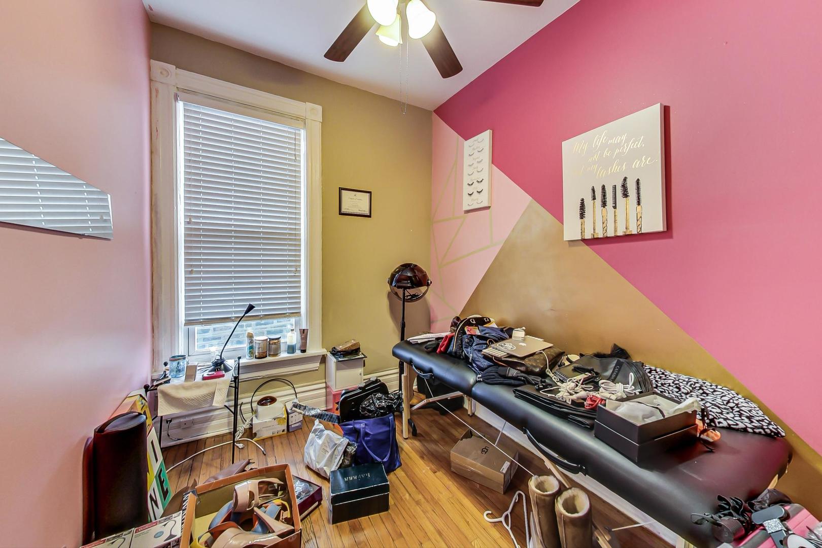 700 N Kedzie Avenue Property Photo 60