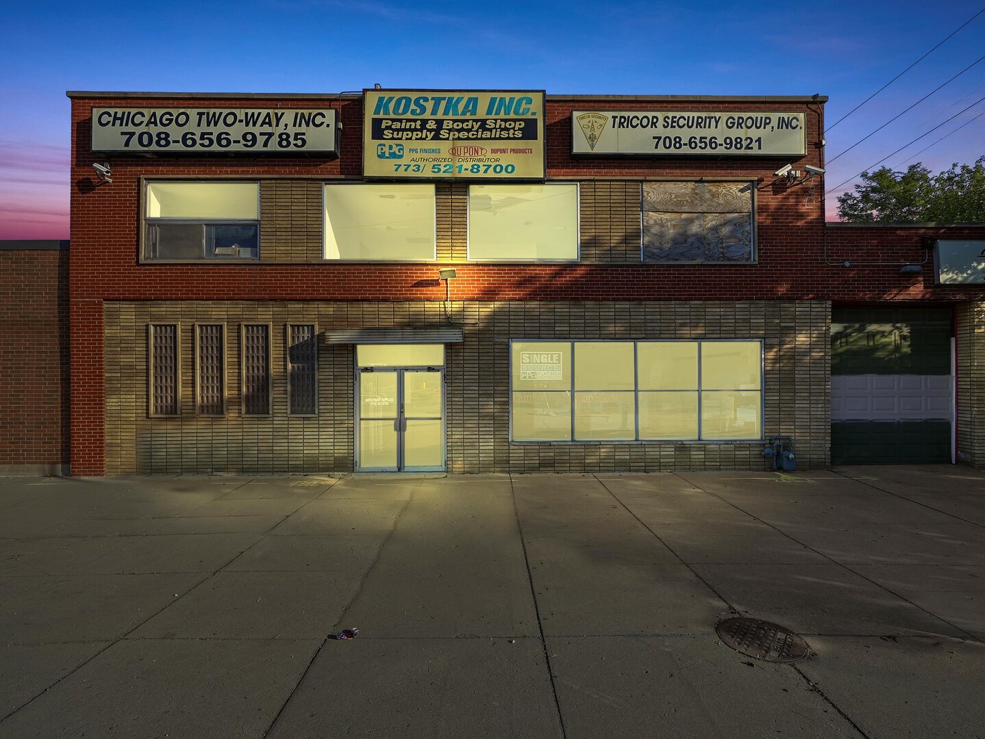 4606 W Cermak Road Property Photo 2