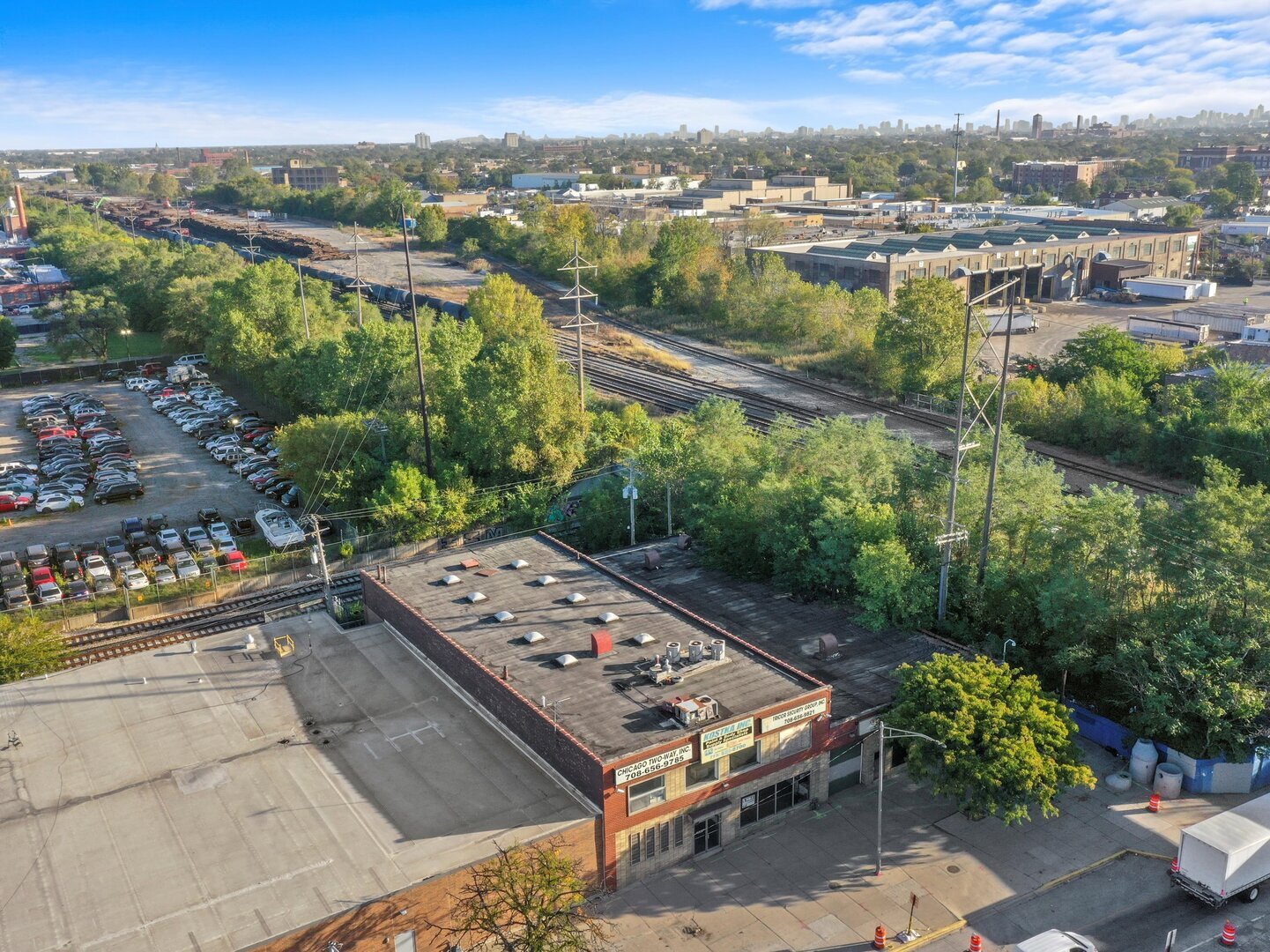 4606 W Cermak Road Property Photo 3