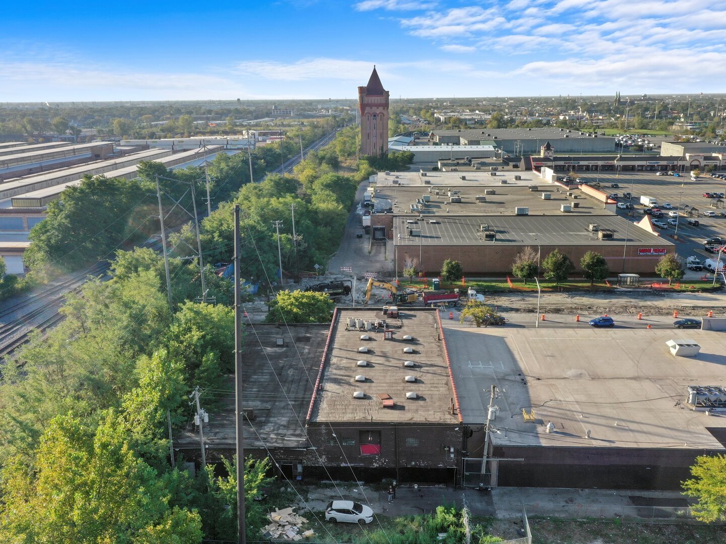 4606 W Cermak Road Property Photo 7