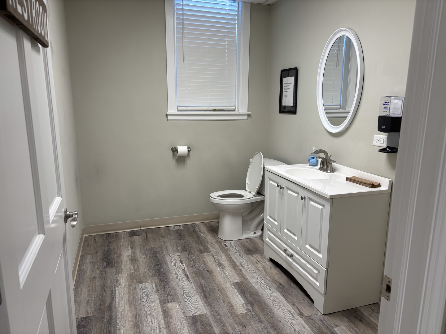 4212 W Irving Park Road Property Photo 11