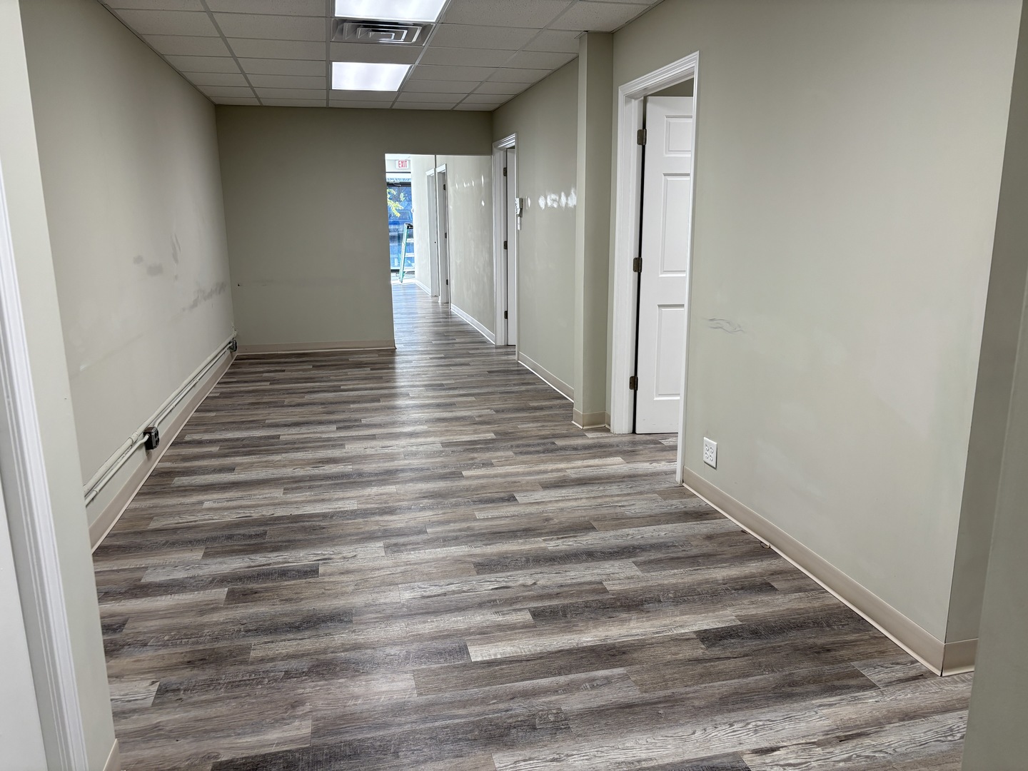 4212 W Irving Park Road Property Photo 12