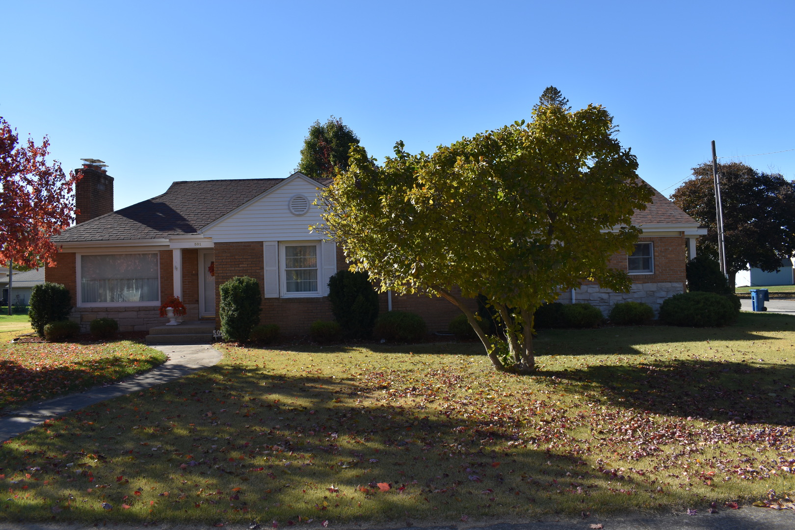 501 S Main Street Property Photo 1