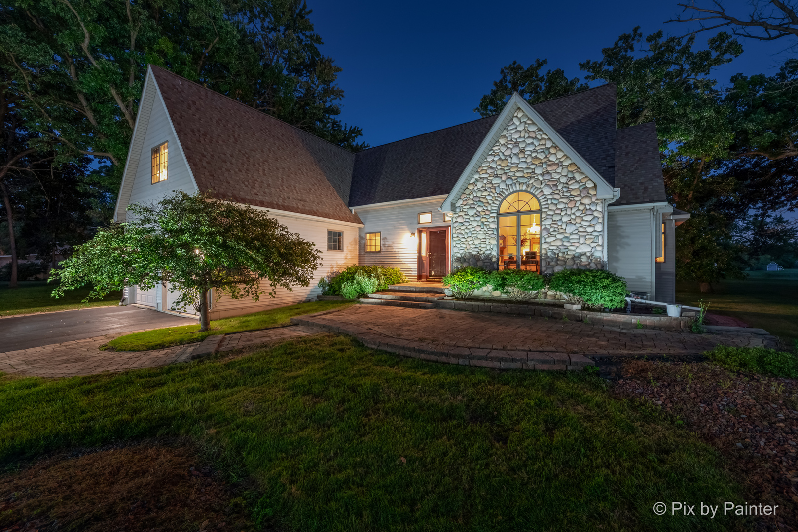 1901 River Terrace Drive Property Photo 1