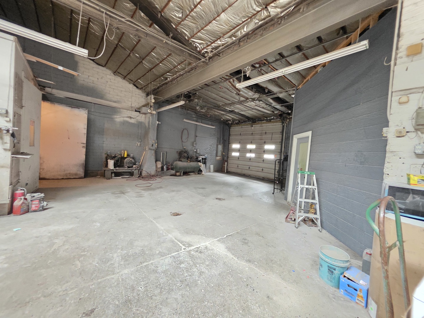 314 W Chicago Street Property Photo 6