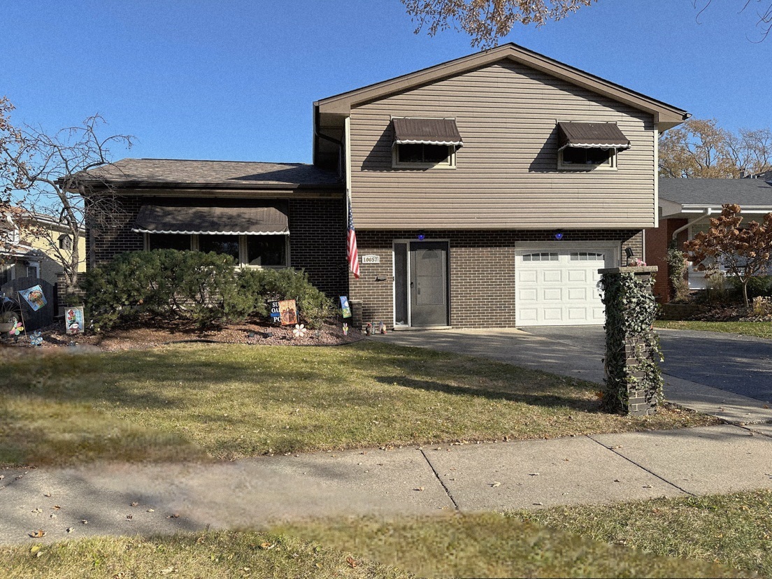 10657 Laramie Avenue Property Photo 1