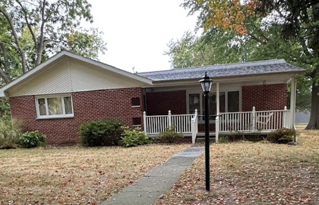 421 N Illinois Street