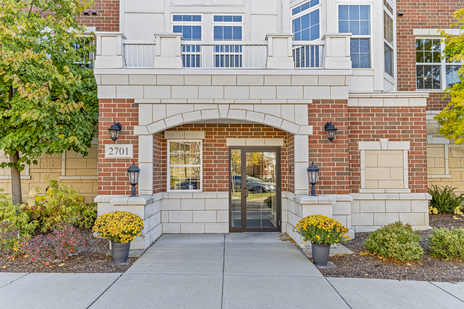 2701 Commons Drive 210 Property Photo 1