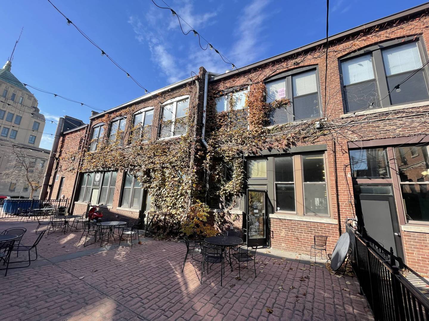 116 N Neil Street Property Photo 17
