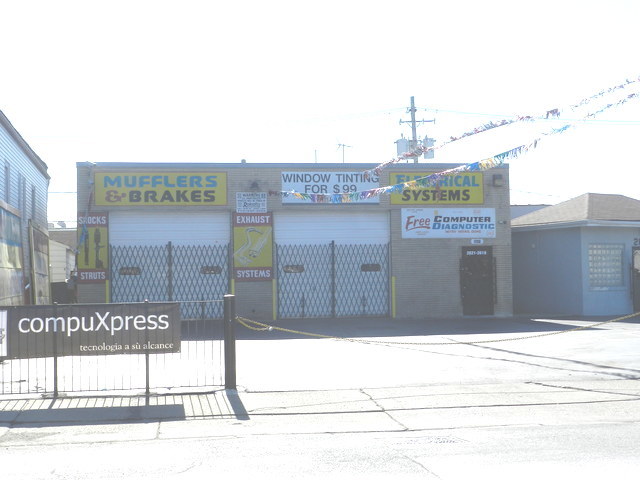 2625 W 47th Street Property Photo 1