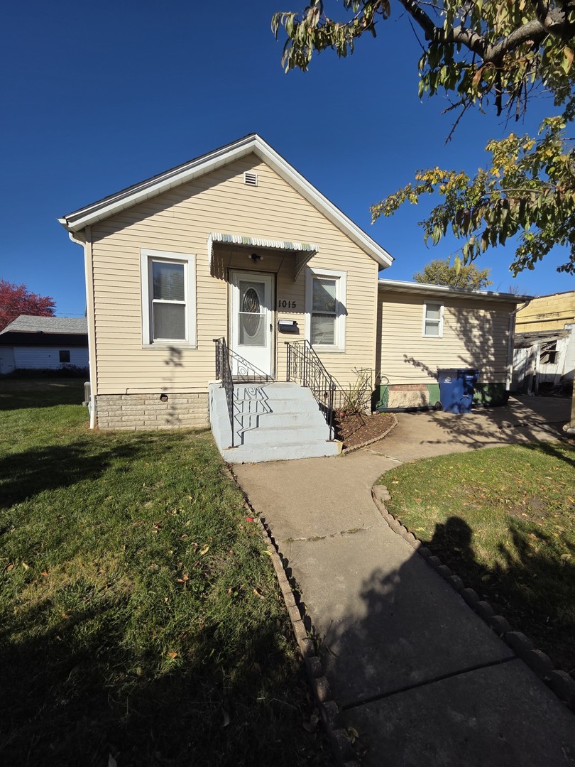 1015 8th Street Property Photo 1