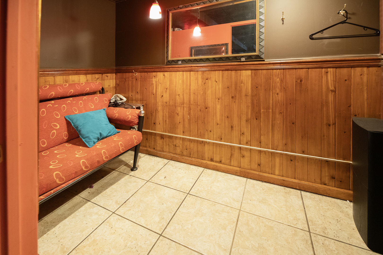 9224 Waukegan Road Property Photo 14