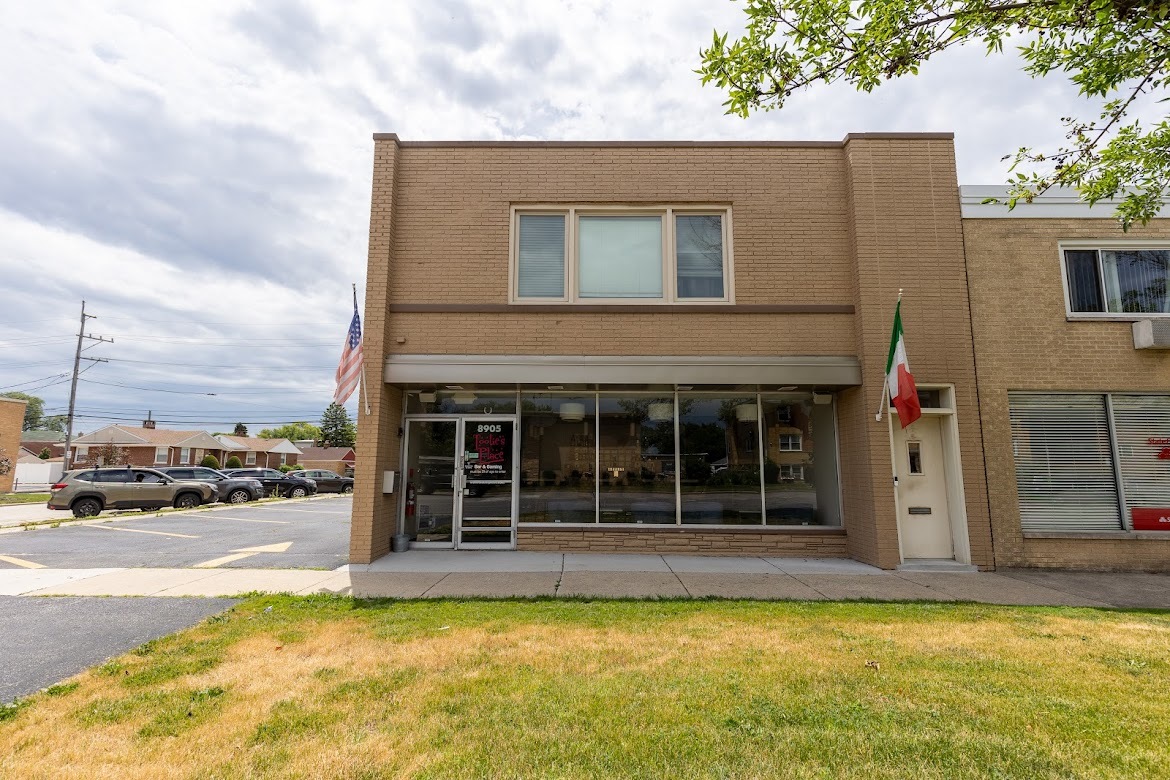 8905 W Cermak Road