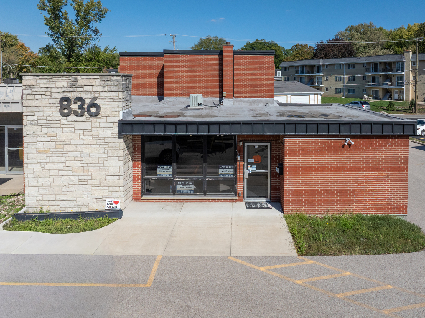 836 S Northwest Highway Property Photo 1