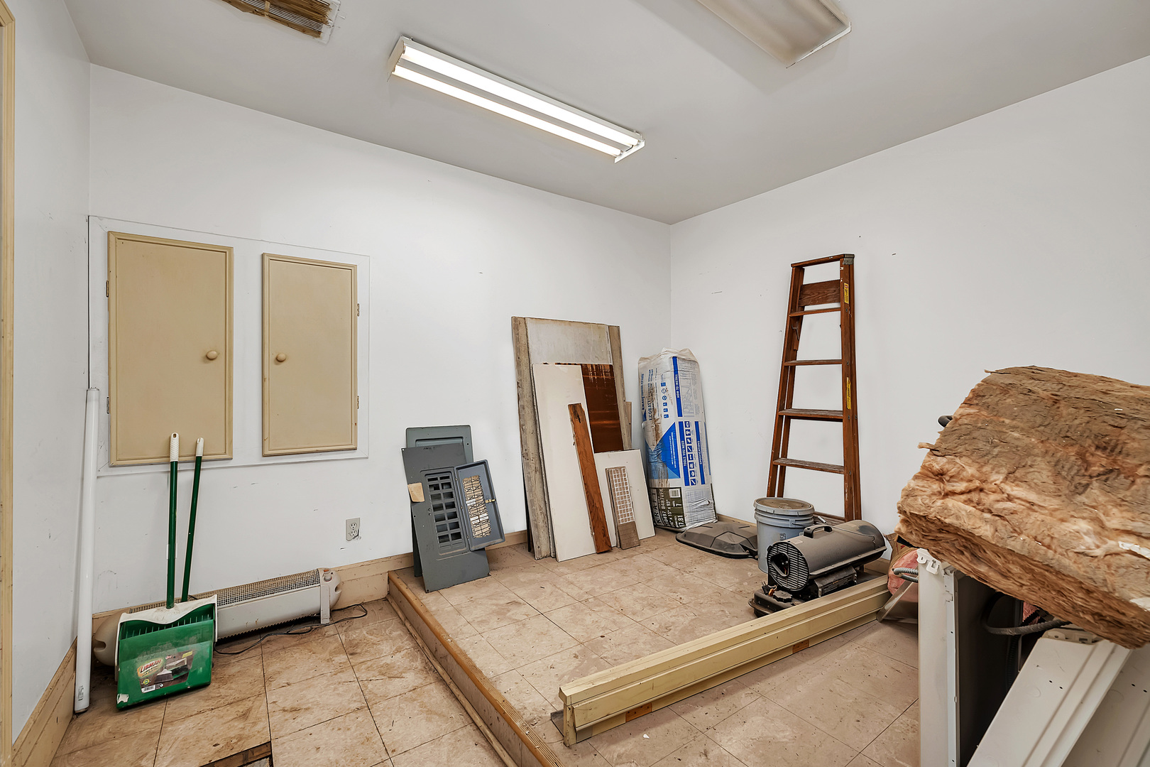 12511730 Property Photo 23