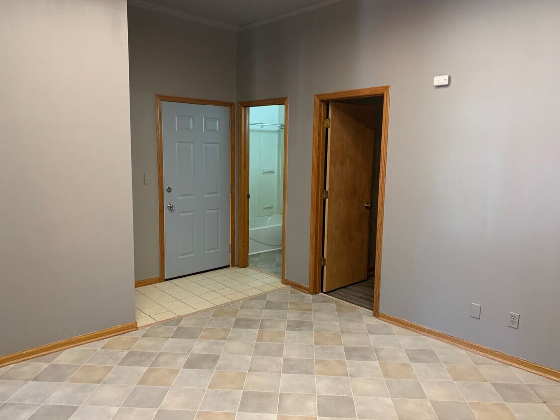 12511730 Property Photo 48