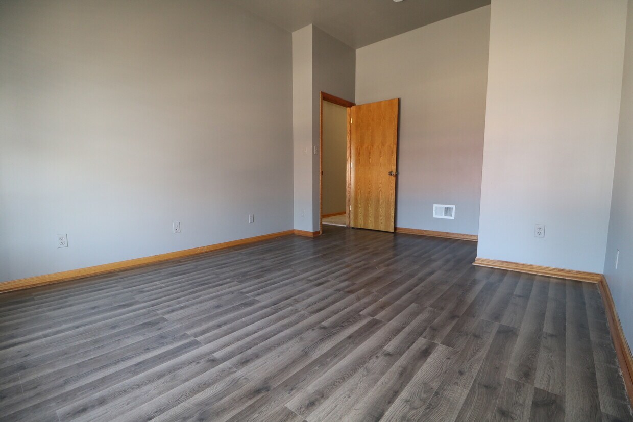 12511730 Property Photo 49