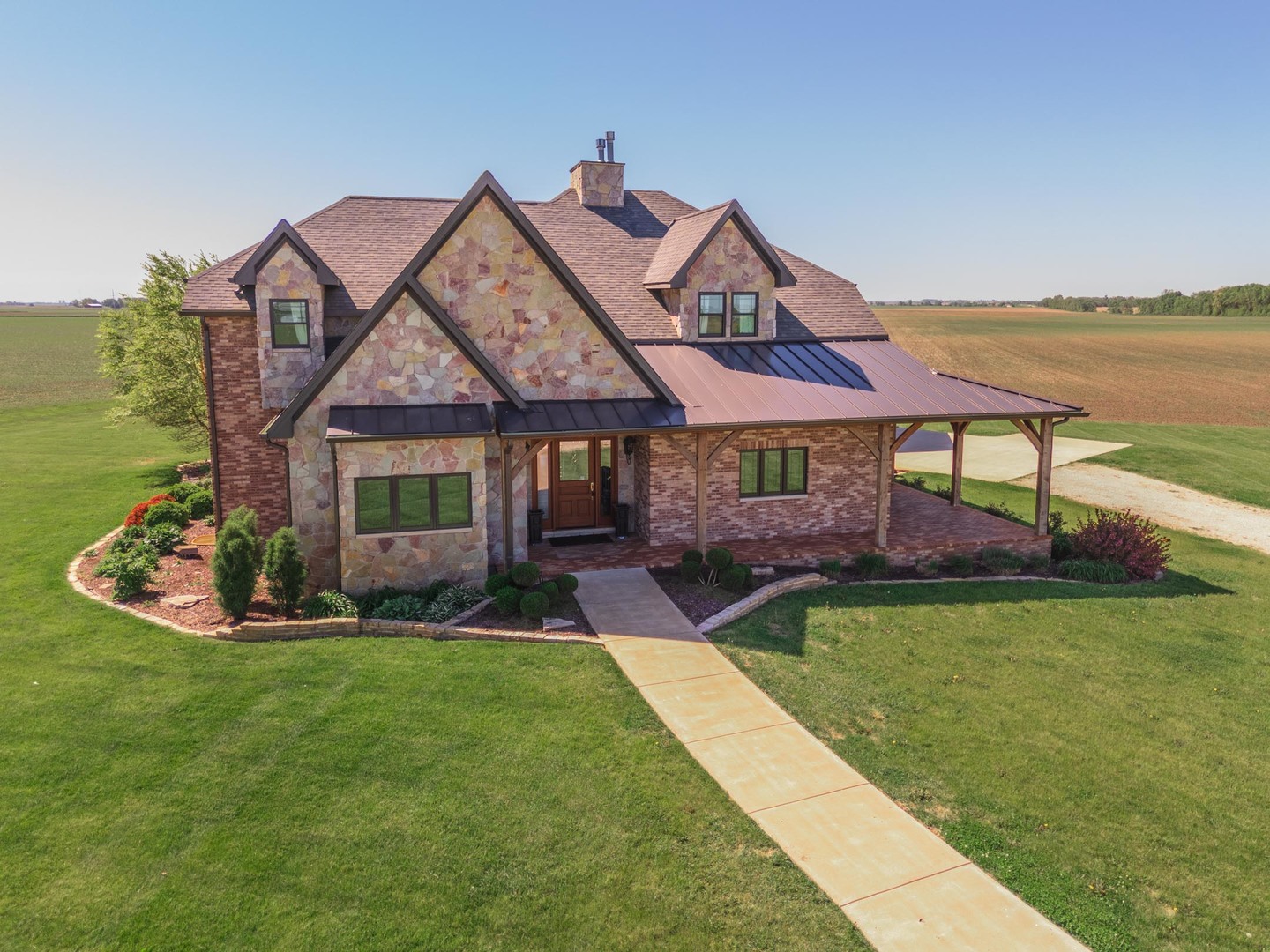 14431 E 2400 North Road Property Photo 1