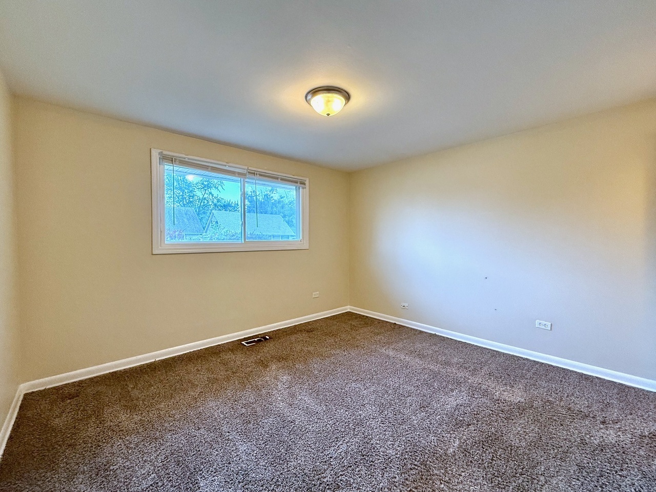 163 W Raye Drive Property Photo 7