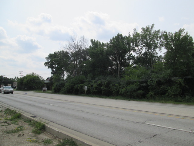 20412 N Rand Road Property Photo 5