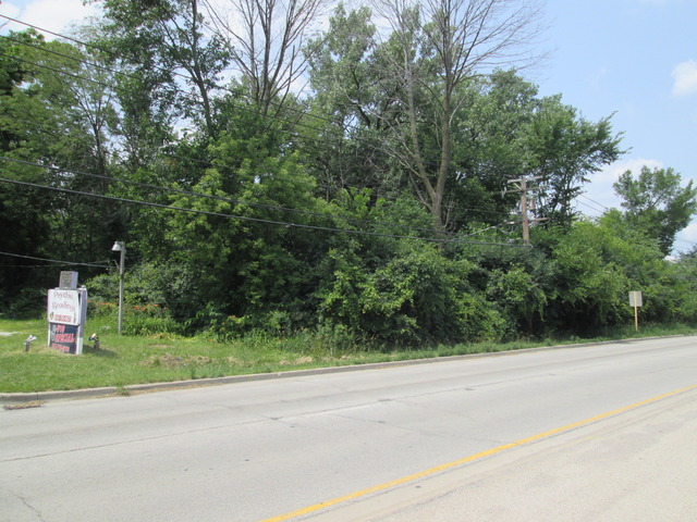 20412 N Rand Road Property Photo 6