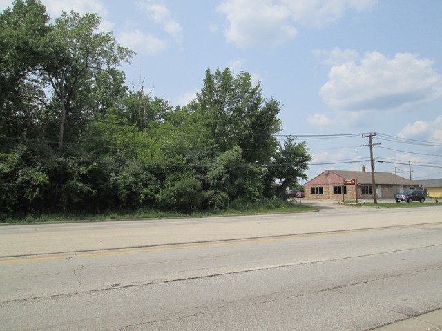 20412 N Rand Road Property Photo 8