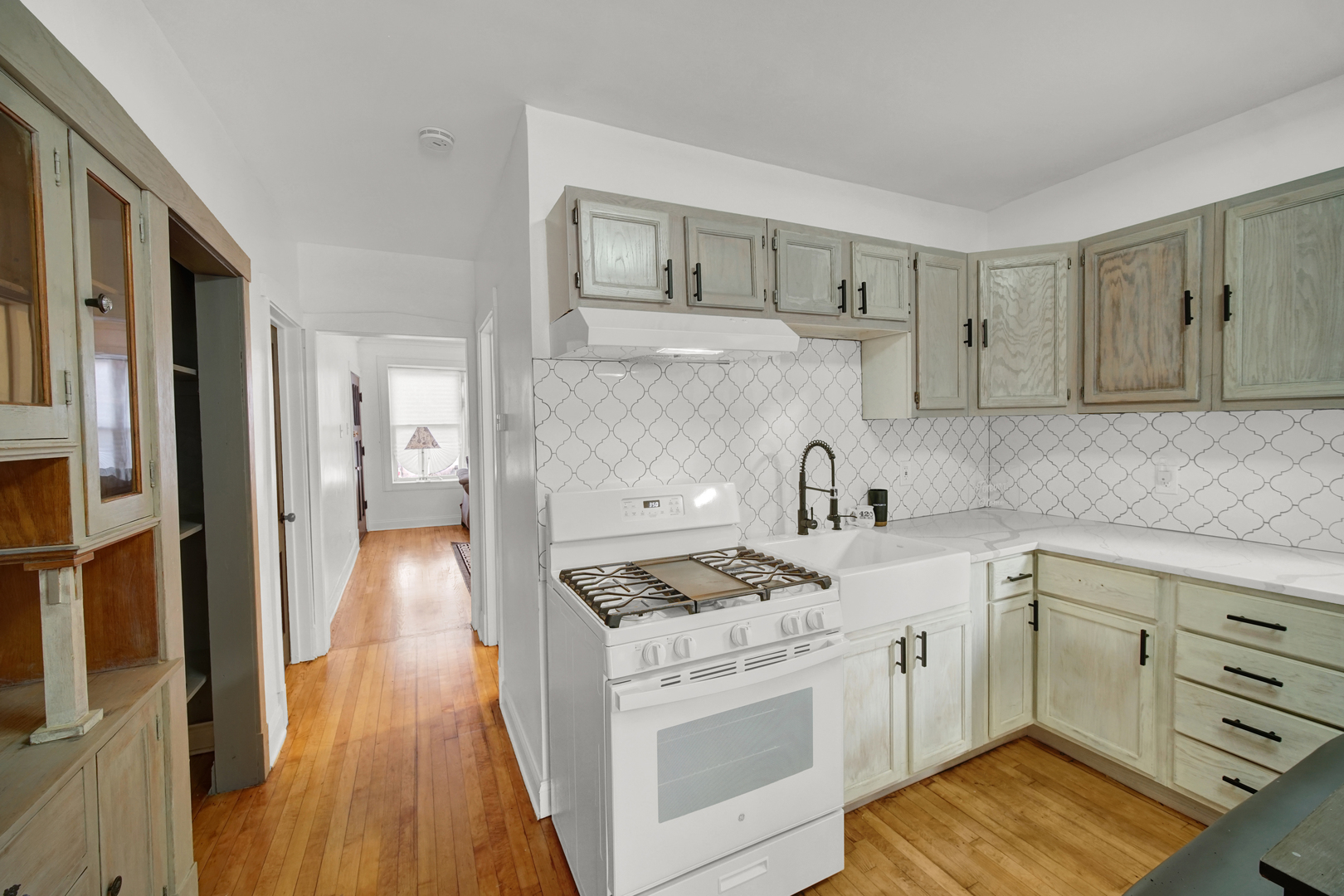 2854 S Central Park Avenue Property Photo 11