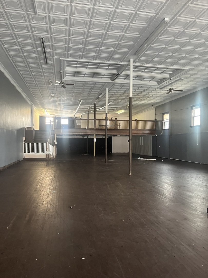 1115 Broadway Property Photo 3