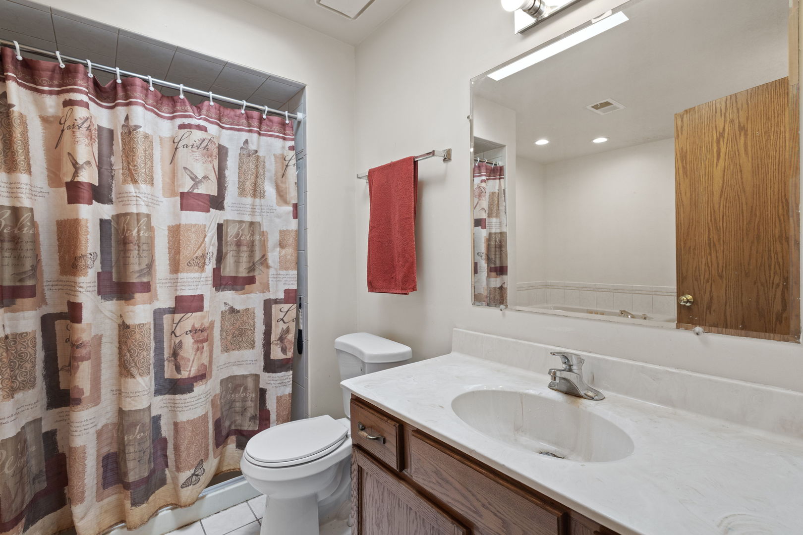 22403 Millard Avenue Property Photo 10