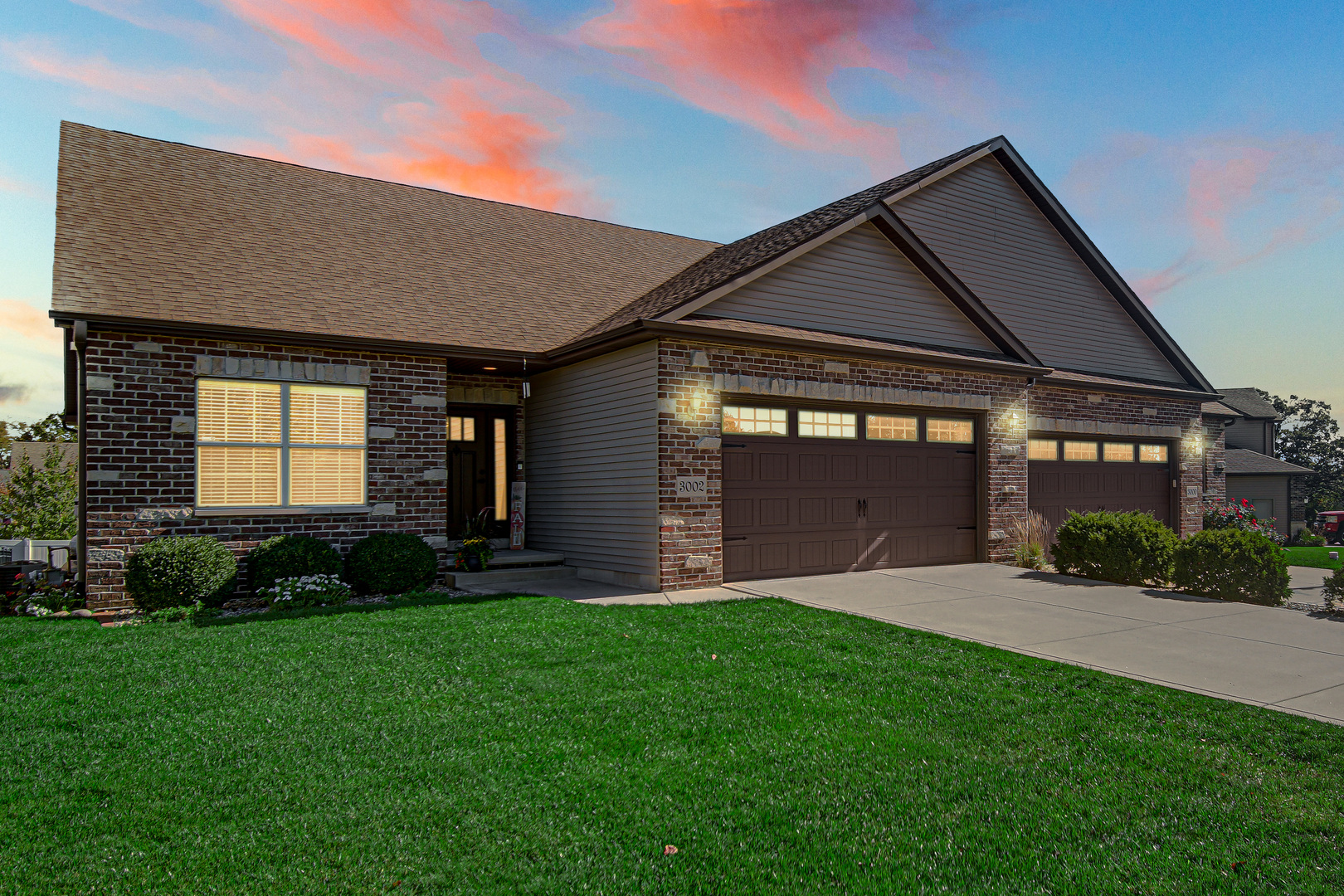 3002 Winter Garden Drive Property Photo 1