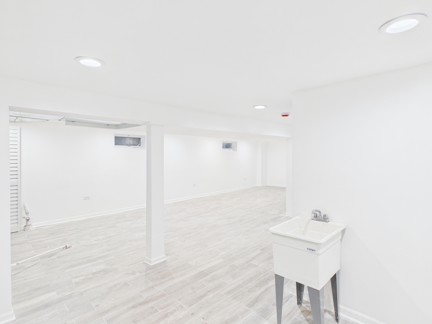 10036 S Saint Lawrence Avenue Property Photo 19