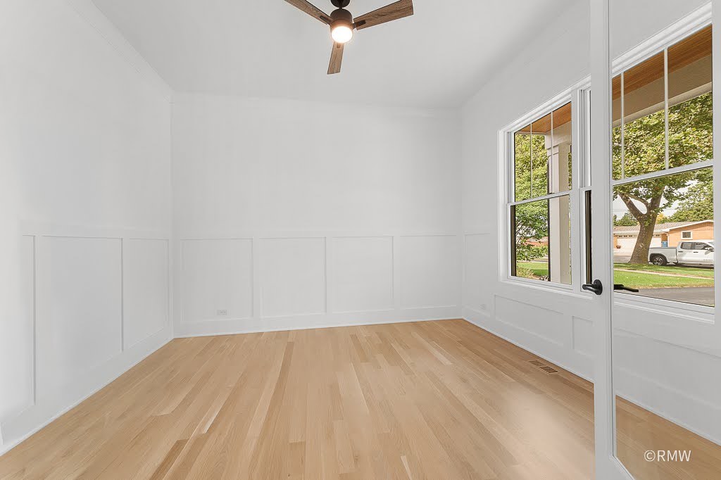 444 E Schiller Street Property Photo 4