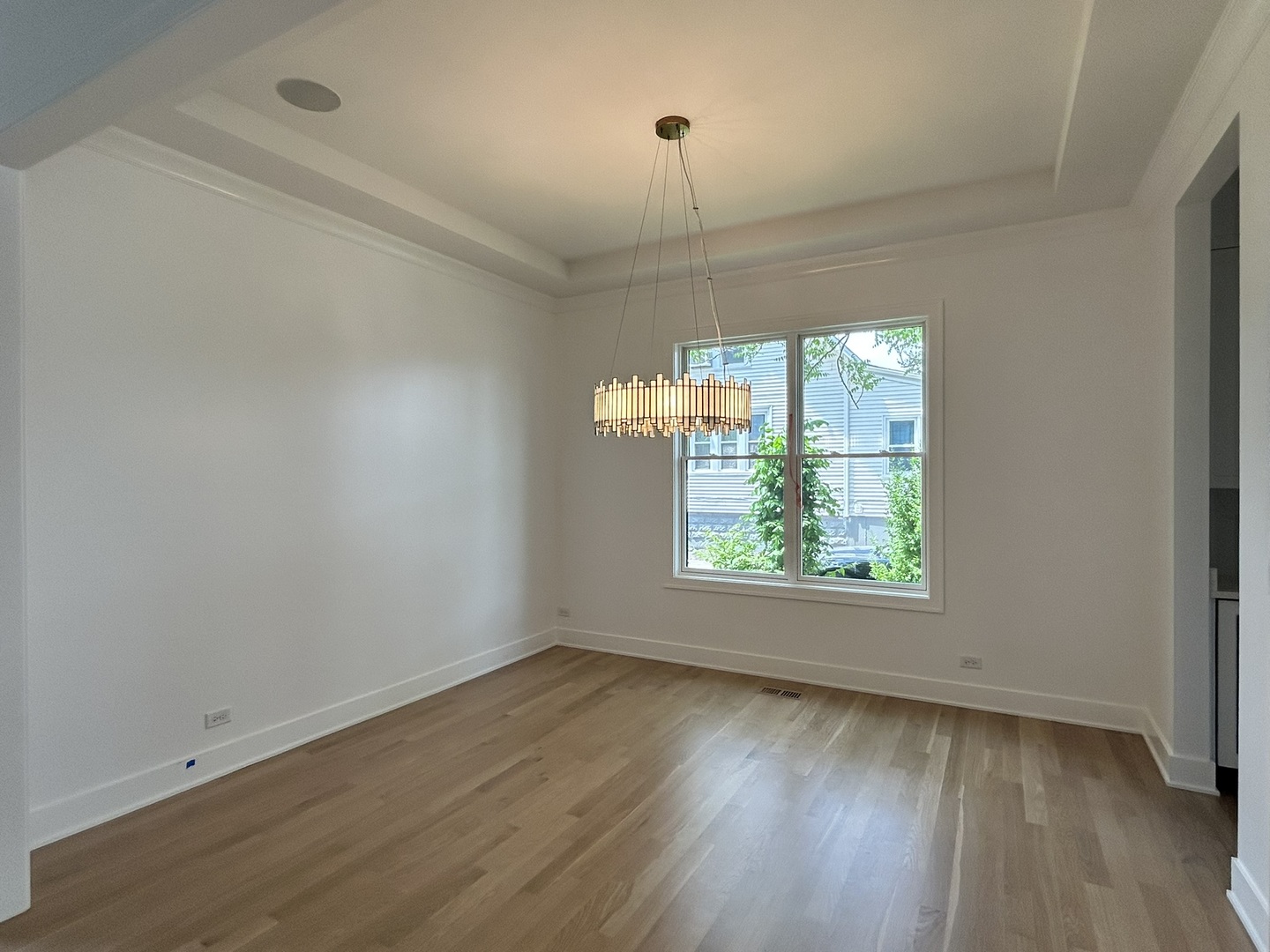 444 E Schiller Street Property Photo 8