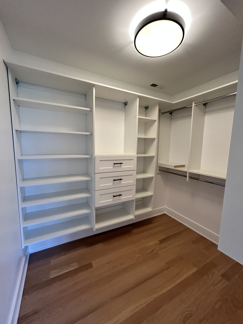 444 E Schiller Street Property Photo 18