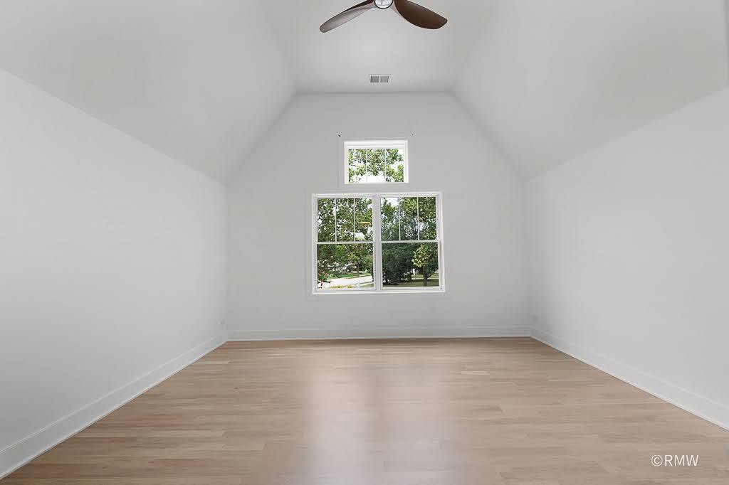 444 E Schiller Street Property Photo 31