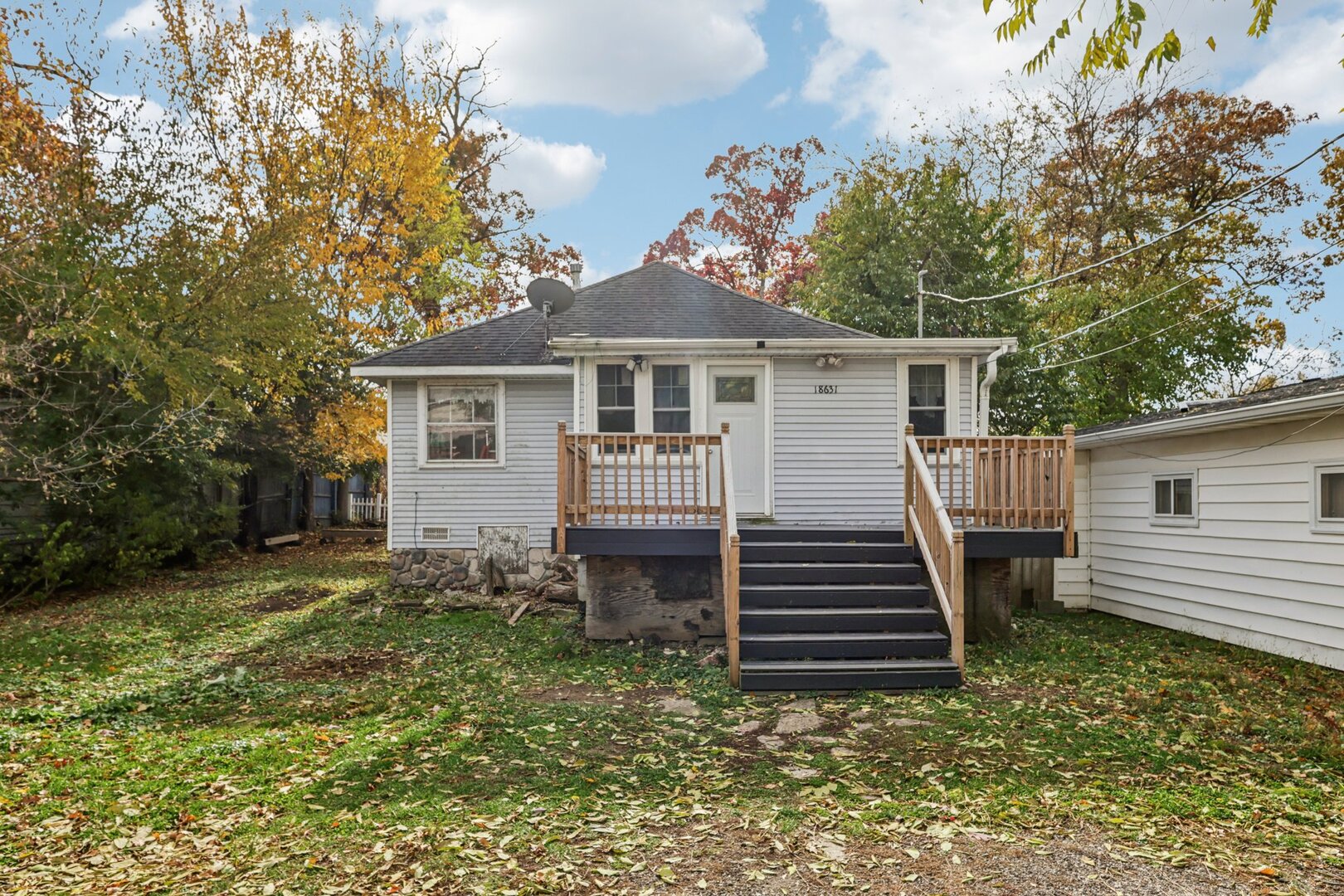 18631 W Main Street Property Photo 1