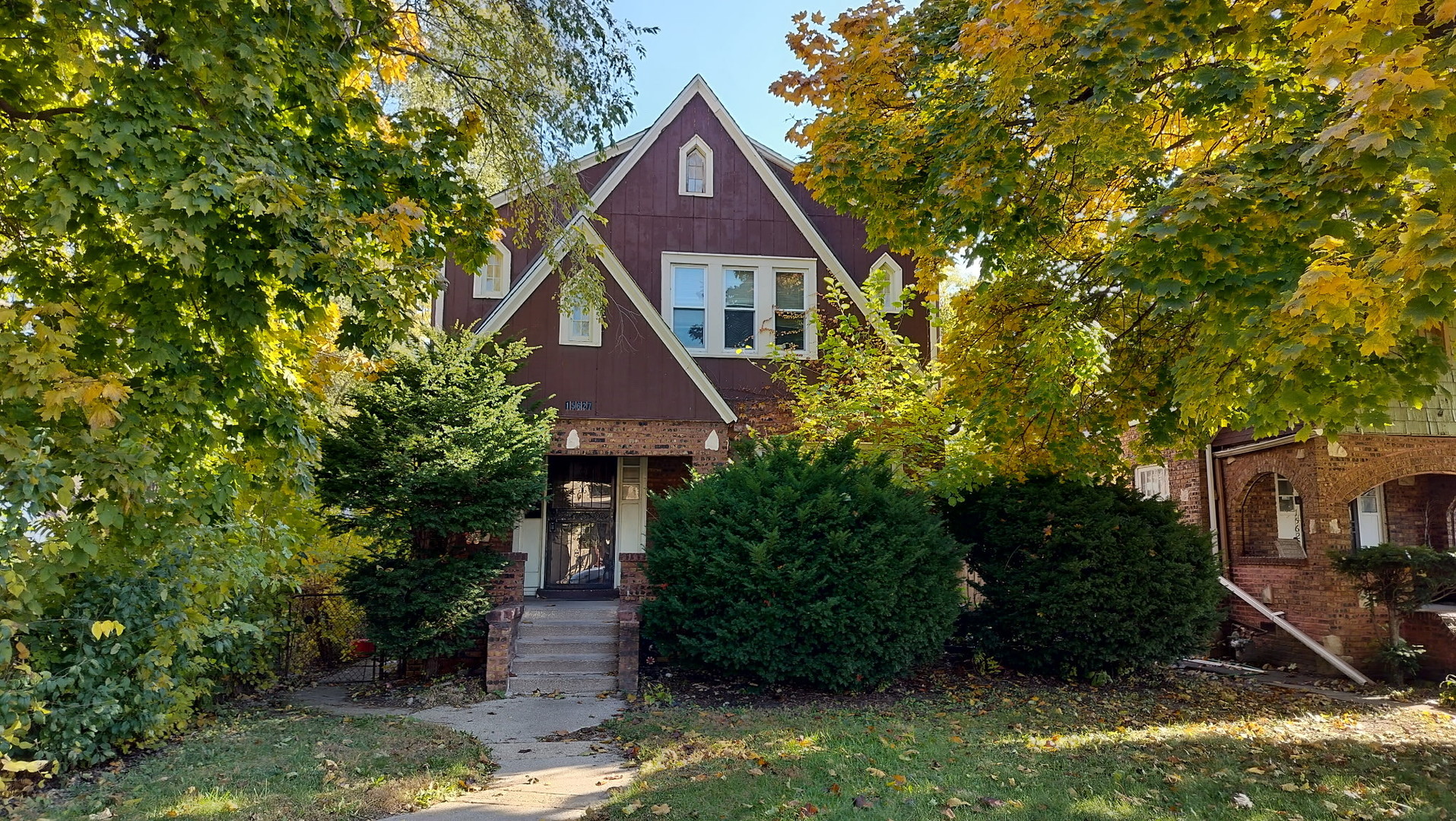 15627 Ashland Avenue Property Photo 1