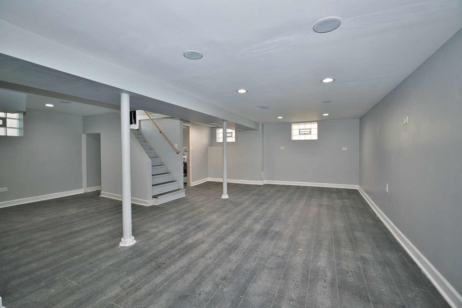 8140 Crawford Avenue Property Photo 23
