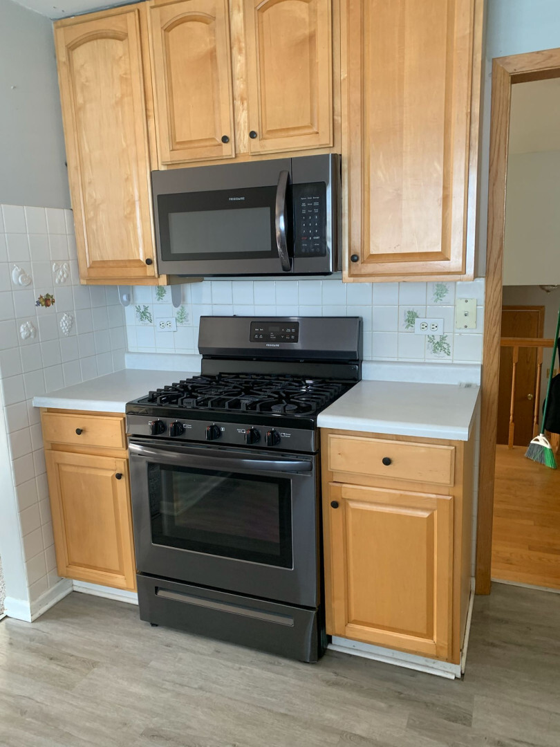 1073 Foxworth Boulevard Property Photo 13