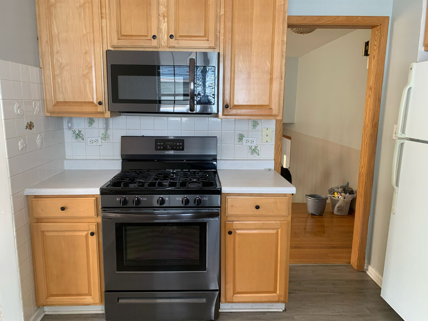 1073 Foxworth Boulevard Property Photo 14