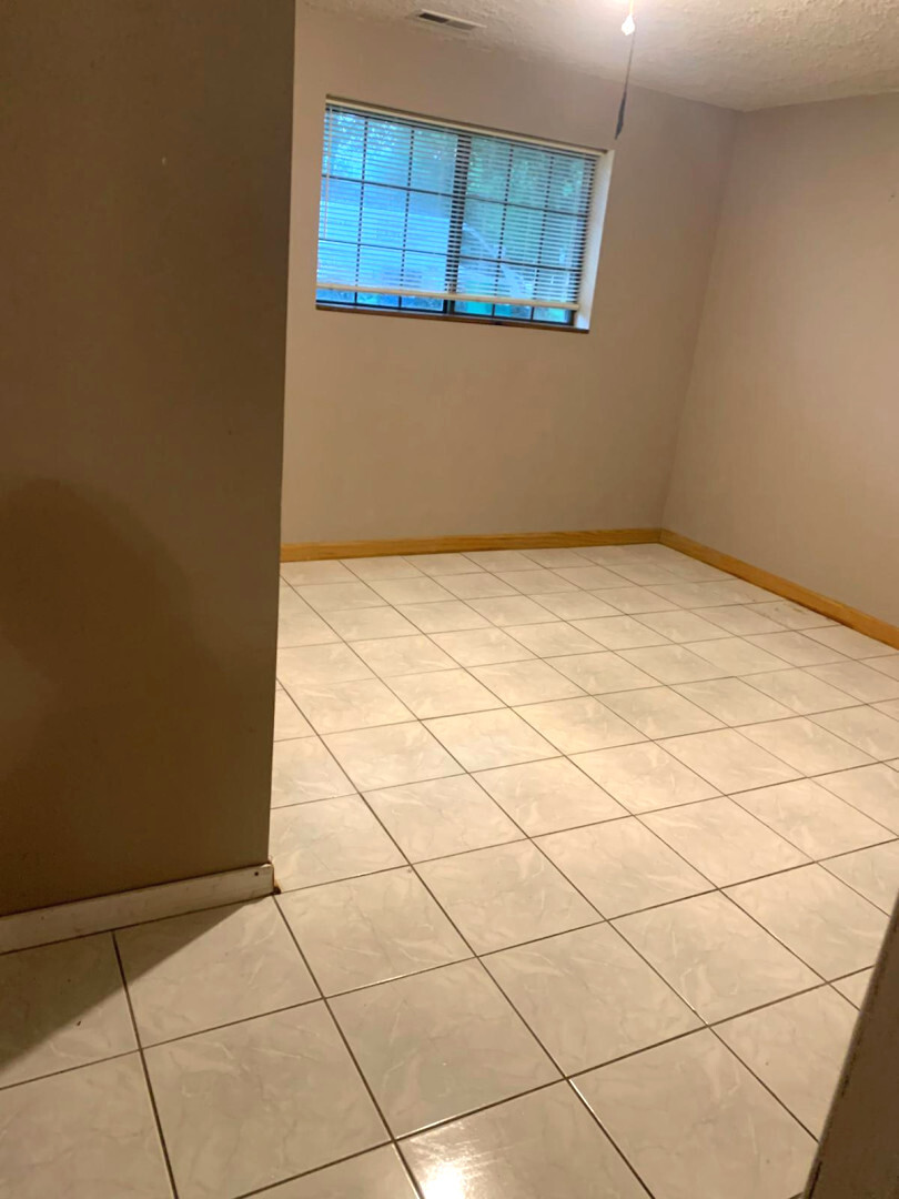 1073 Foxworth Boulevard Property Photo 28